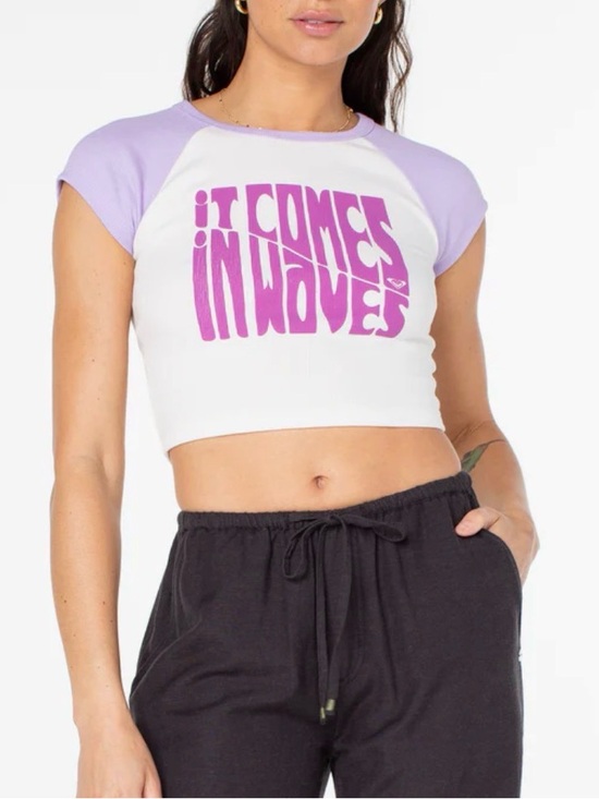 Roxy Tops - ROXY Comes in Waves Cropped Baby. Size XS